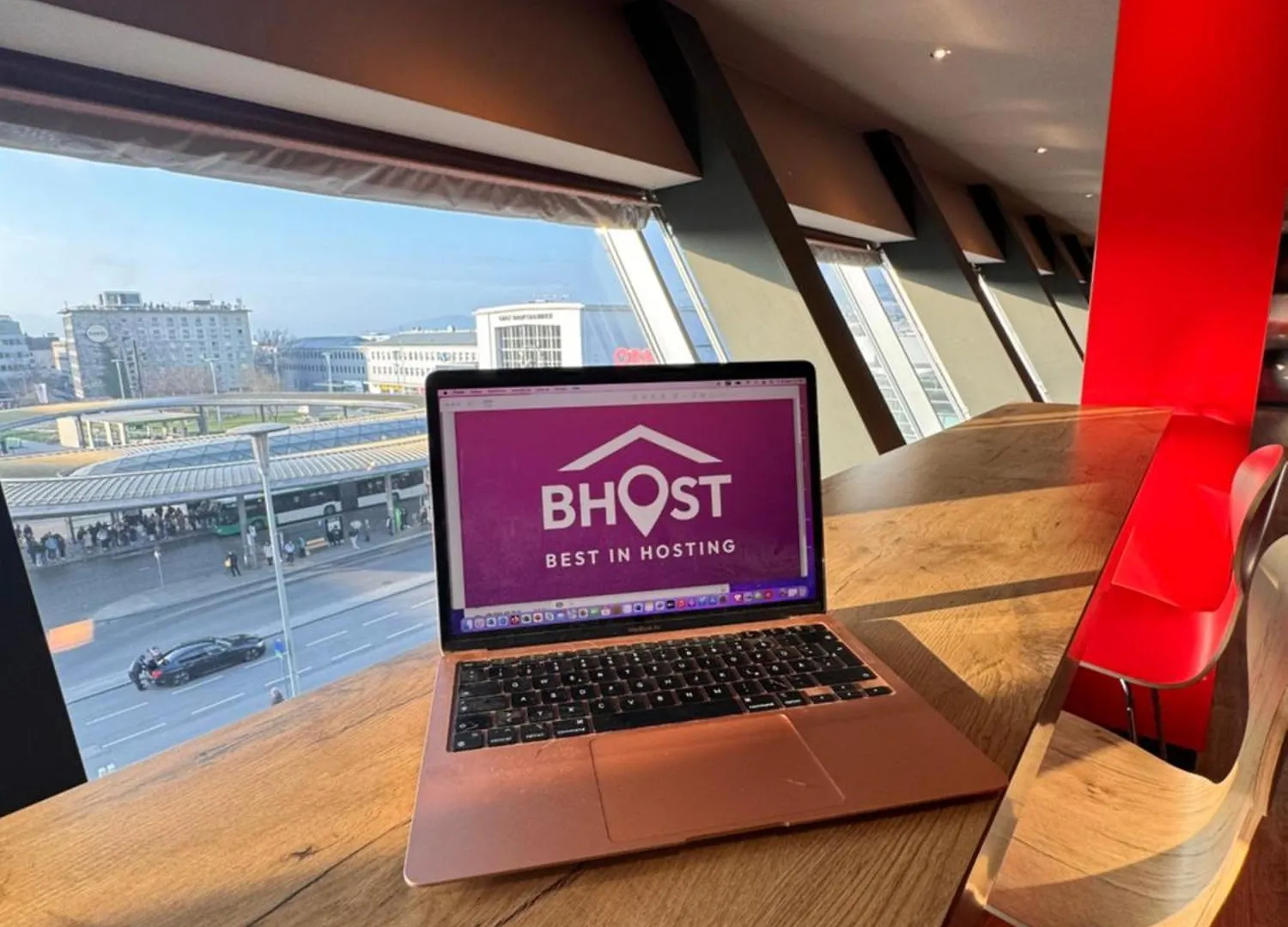 Best In Hosting Graz - Self Check In Hotel 0*,